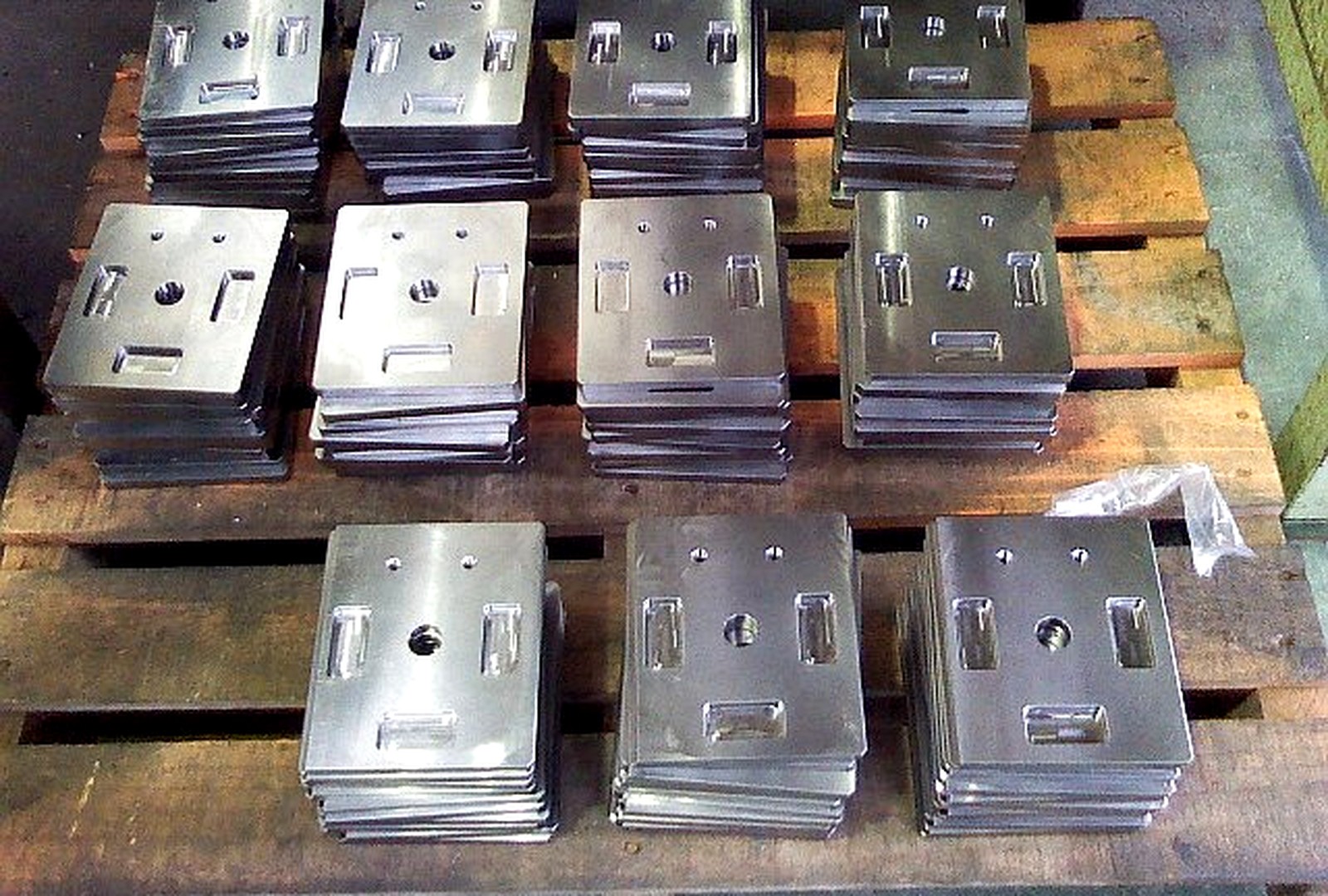 シマダ機工の機械加工・設備写真